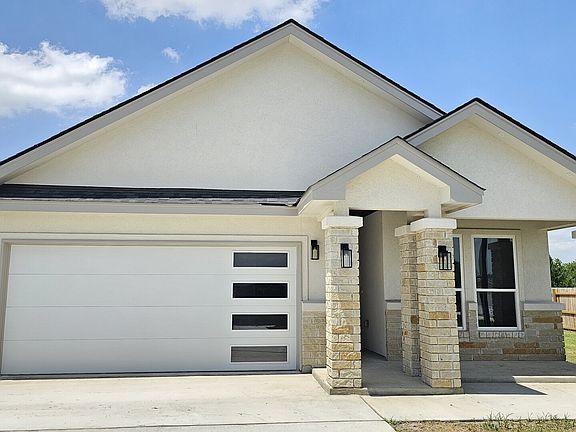3rd image of 12611 Toro Dr