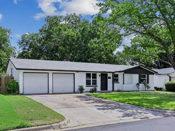 232 NW Jayellen Ave, Burleson, TX 76028