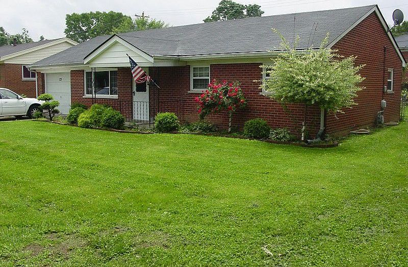 1st image of 23 Robinson Dr