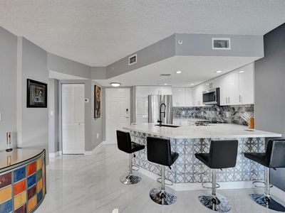 201 Golden Isles Dr #303, Hallandale Beach, FL, 33009