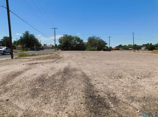 813 W 13th St, Roswell, NM 88201