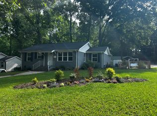 4225 Abbeydale Dr, Charlotte, NC 28205