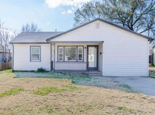 2323 S Santa Fe Ave, Wichita, KS 67211