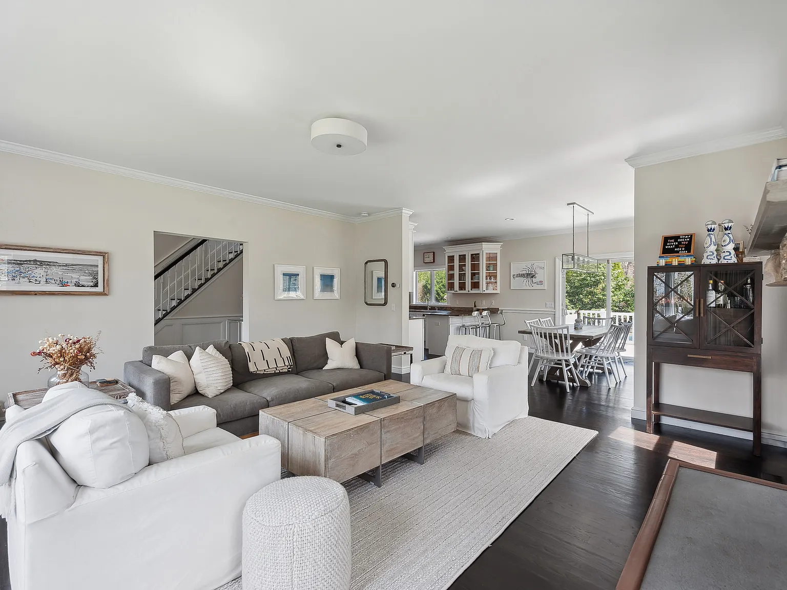 Immaculate & Spacious Village Fringe Home — Photo 4