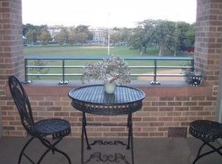 2400 Beacon St UNIT 210, Chestnut Hill, MA 02467