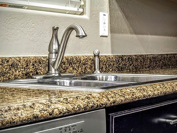 4th image of 40076 W Novak Ln