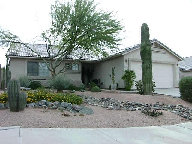 1st image of 705 E Jasmine Street