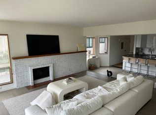 8730 Sand Point Way NE #B, Seattle, WA 98115