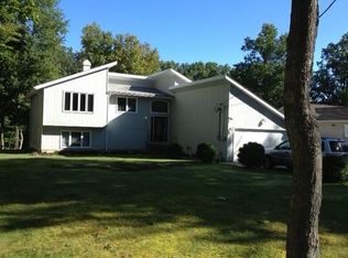 1856 Morning Star Dr, Roaming Shores, OH 44084
