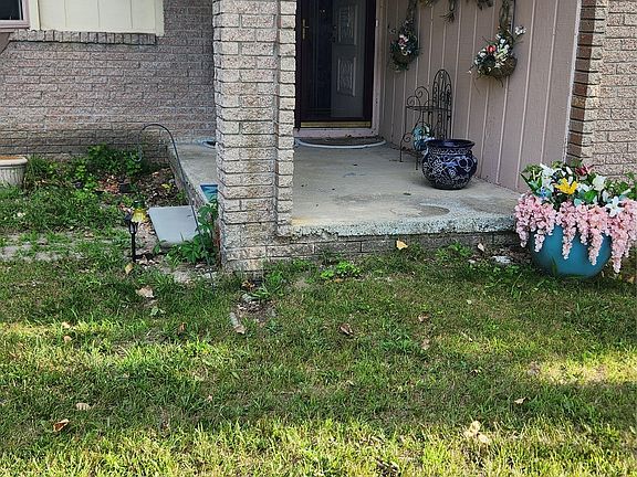 5th image of 8112 Willow Rd