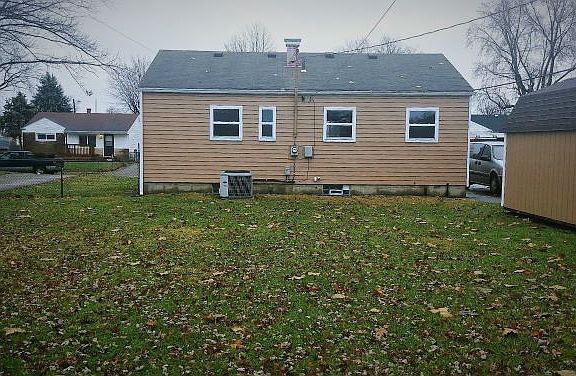 5th image of 5902 Willaston Dr