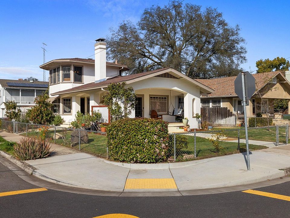 1st image of 302 Laurel Ave