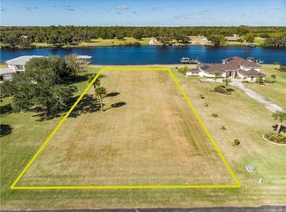 5278 River Blossom Ln, Labelle, FL 33935