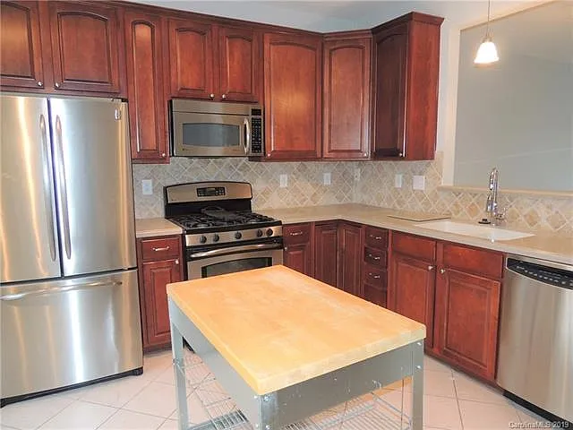 15819 Castle Watch Ave — Photo 18