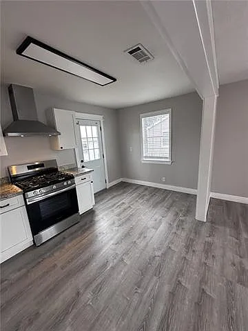 7912 Richard St — Photo 6