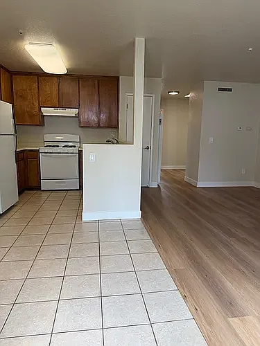North Dutton Place Apartments — Photo 29