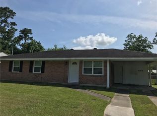 208 Louisiana Ave, Sulphur, LA 70663
