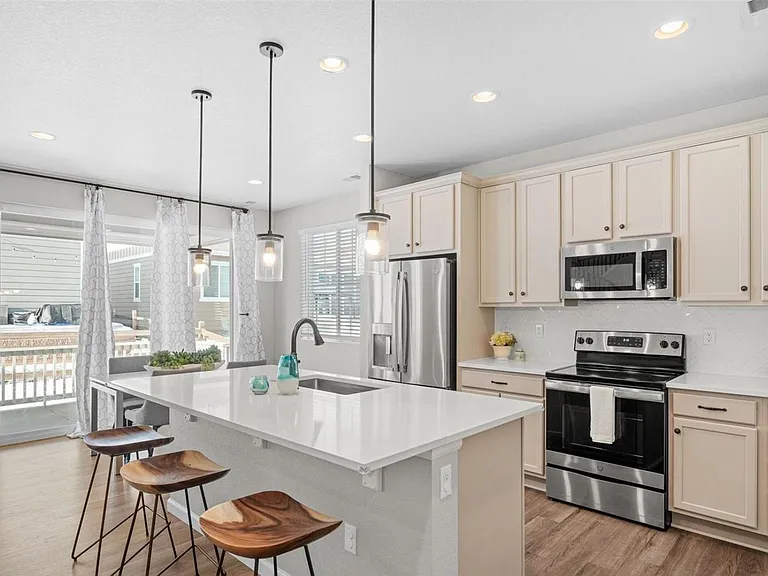 4633 S Nepal Way — Photo 12