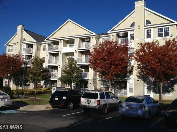 14100 Farnsworth Ln #2205, Upper Marlboro, MD 20772