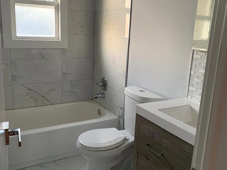 1st floor bathroom