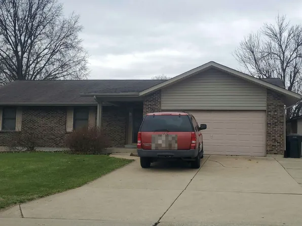 2309 Maple Tree St, Saint Peters, MO 63376