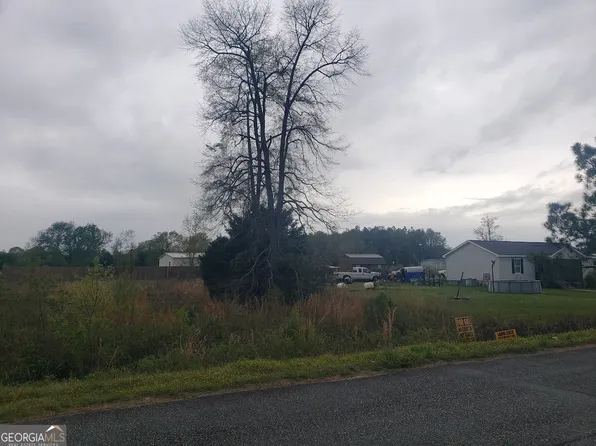 2804 S 10th St, Cordele, GA 31015