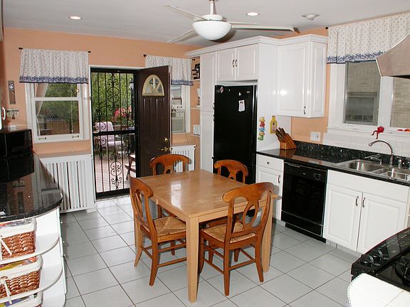 Nicely Updated Kitchen with Brand New Stove