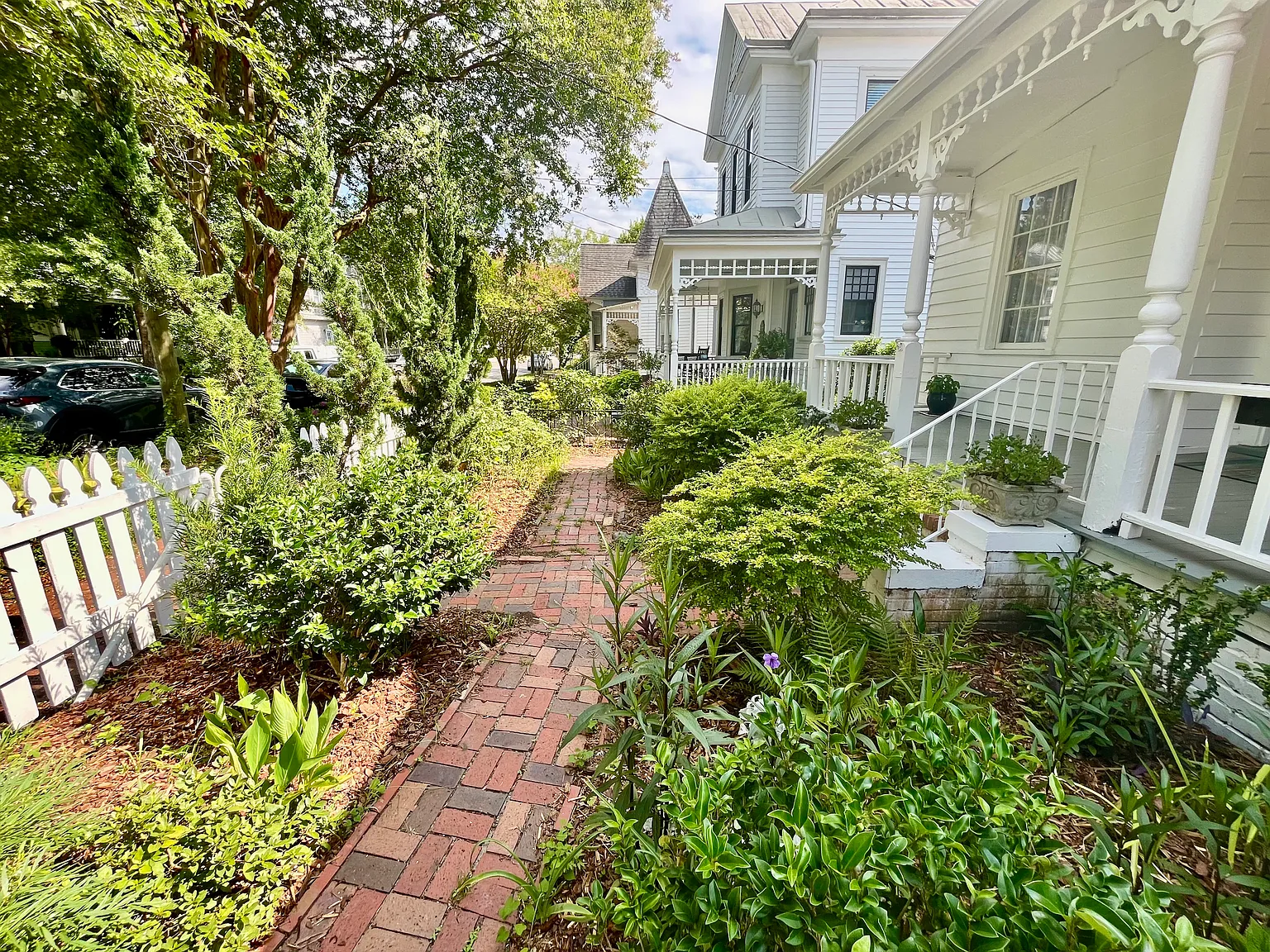 2 bed, 1400 sqft, $3,450 — Photo 3