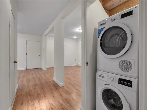 2747 Haring Street image 14 of 24