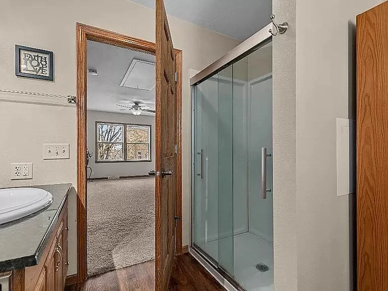 225 Prospect St — Photo 15