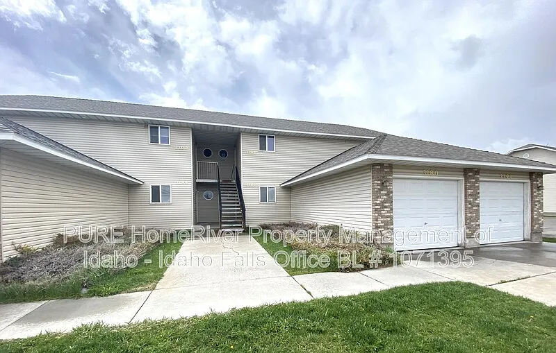 3184 Chasewood Dr