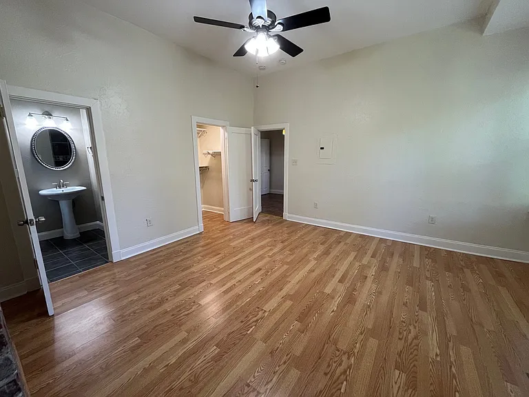 344 S Fairmount St — Photo 11