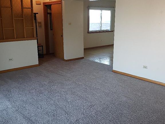 3rd image of 1551 Sibley Blvd Ste 2