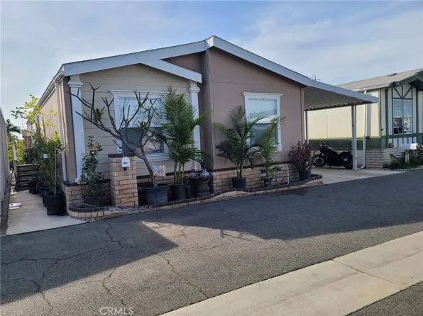 8681 Katella Ave Space 949, Stanton, CA 90680