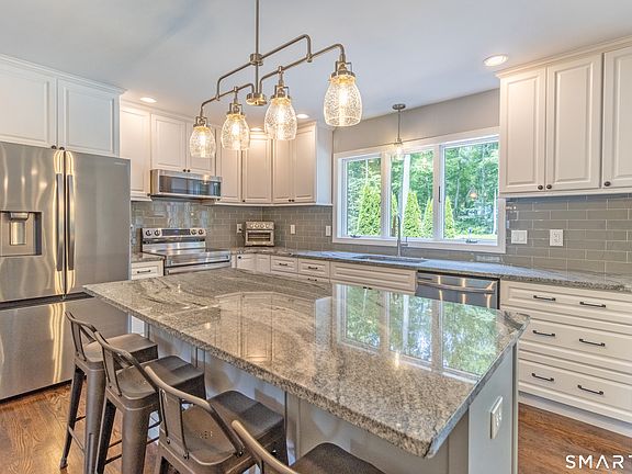 4th image of 39 Farmwood Drive