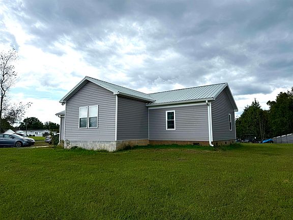 3rd image of 111 Guy Cothran Rd