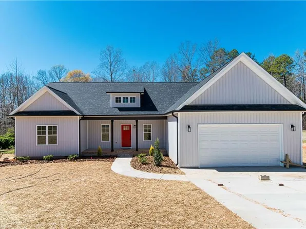 146 Renola Dr, Archdale, NC 27263