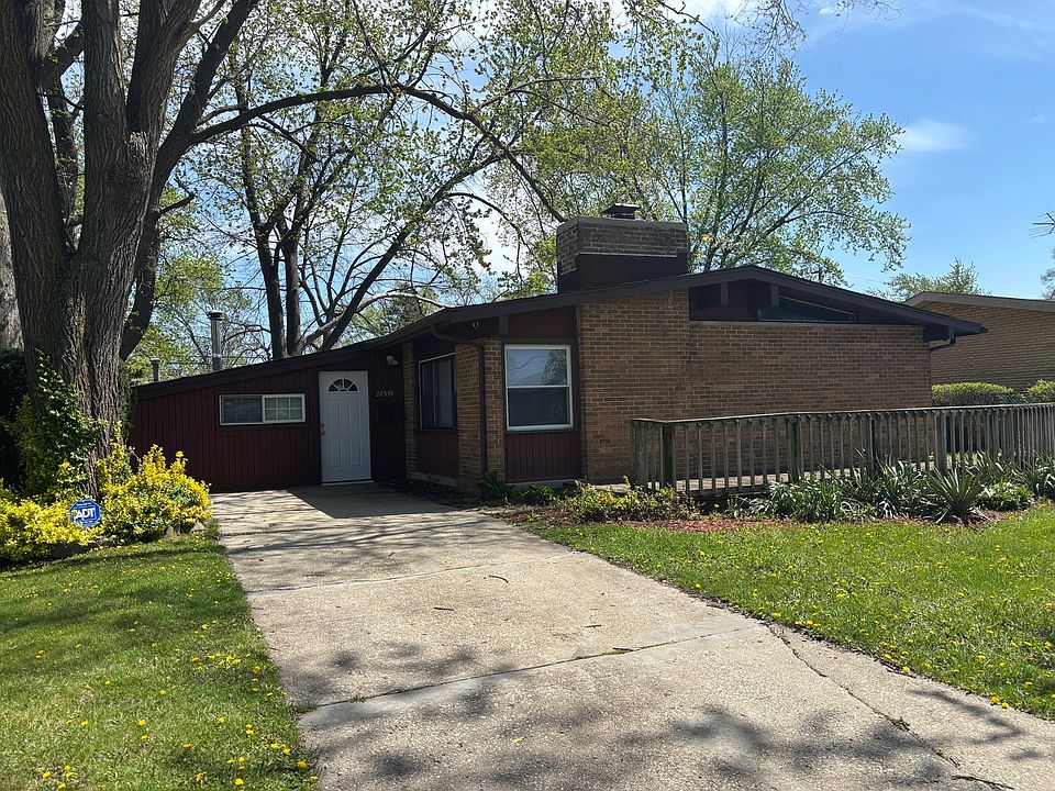 1st image of 22535 Ridgeway Ave