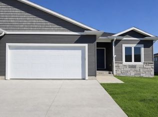 3183 Adele Dr, Columbus, NE 68601