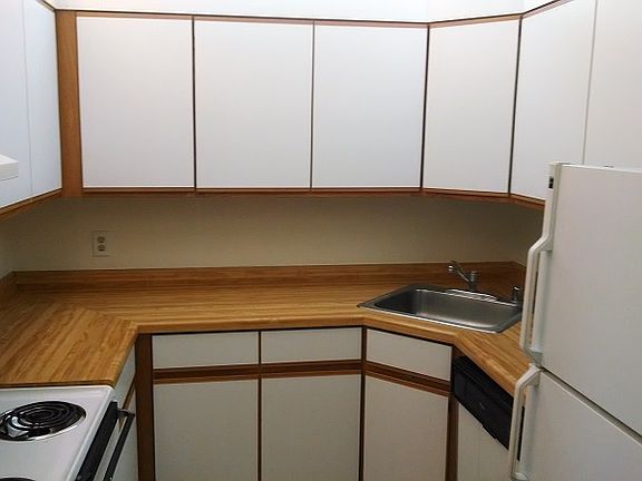 2nd image of 5609-13 W Morgan Ave #11524666