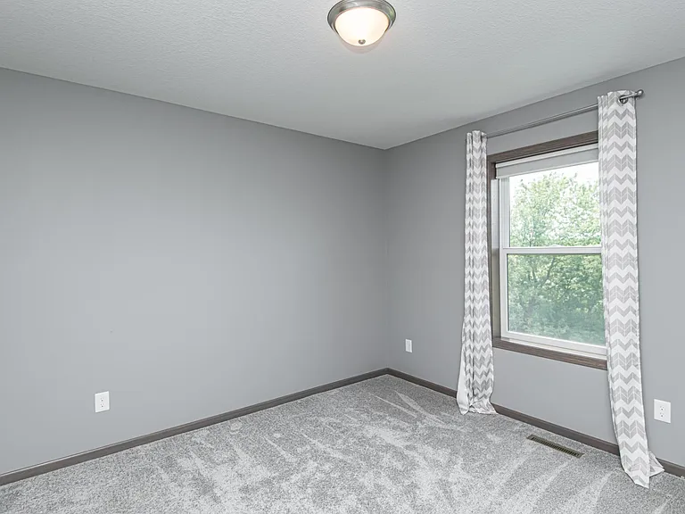 2162 Sparrow Pl SE — Photo 21