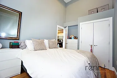 Rented by Rennit Inc.