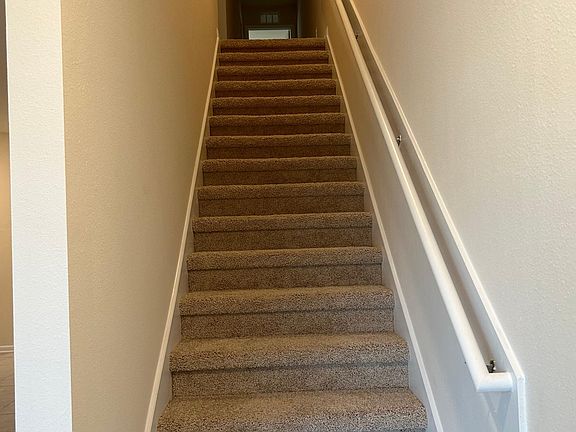 3rd image of 25 Pomona Way