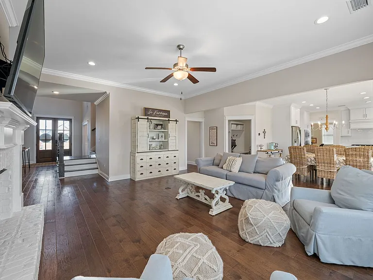271 Hemlock Dr — Photo 10