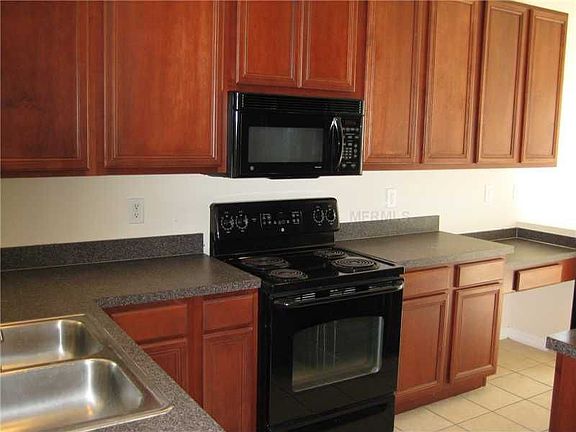 5th image of 8513 Broken Willow Ct