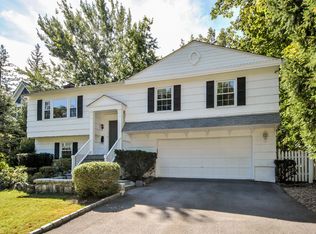 9 Orchard Ln, Rye, NY 10580