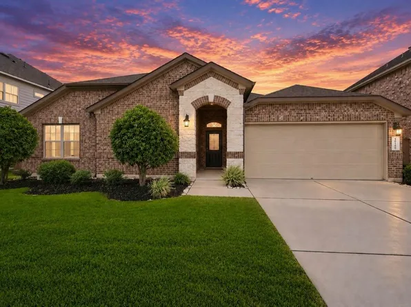 10110 Whitney Reach Dr, Rosharon, TX 77583