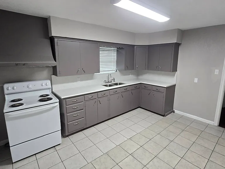 6612 Locke Ave — Photo 15