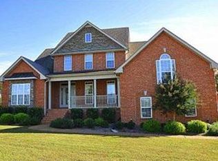 303 Barton Ferry Ct, Lebanon, TN 37087