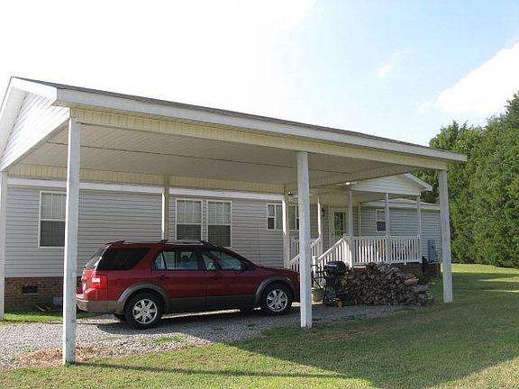 3rd image of 3140 State Highway 581 N